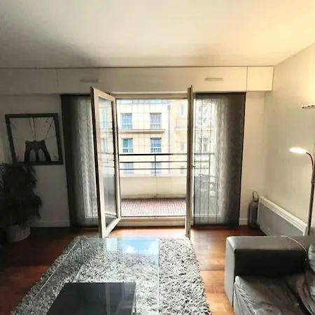Apartment Olympics Special *